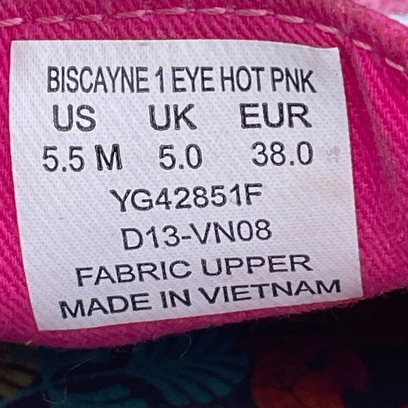 Girls Sperry shoes size 5.5 - Picture 8 of 8